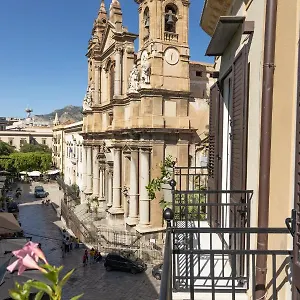Appartamento Peonia Boutique, Palermo