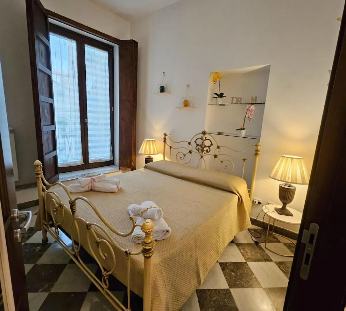 La Rosa Bianca Della Vucciria Villa Palermo