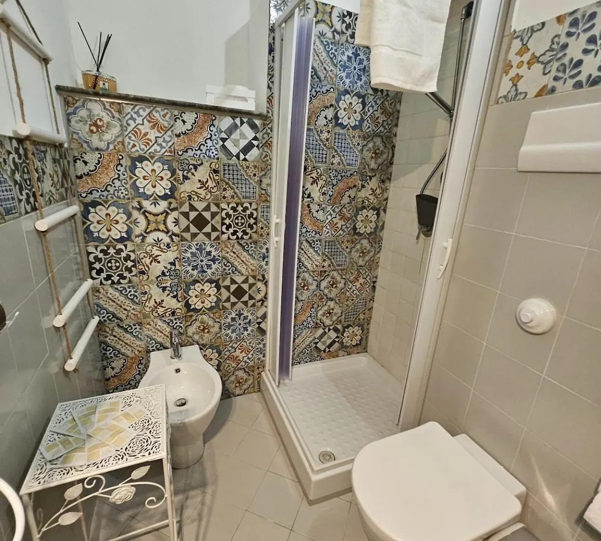 La Rosa Bianca Della Vucciria Villa Palermo Italy